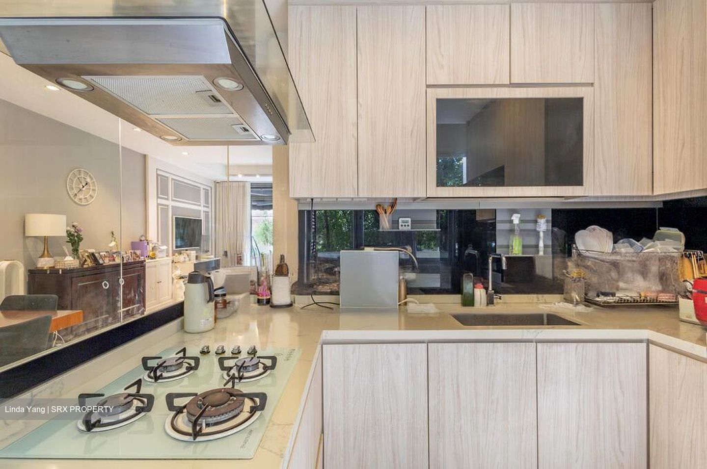 Hillcrest Villa (D11), Terrace #450824361